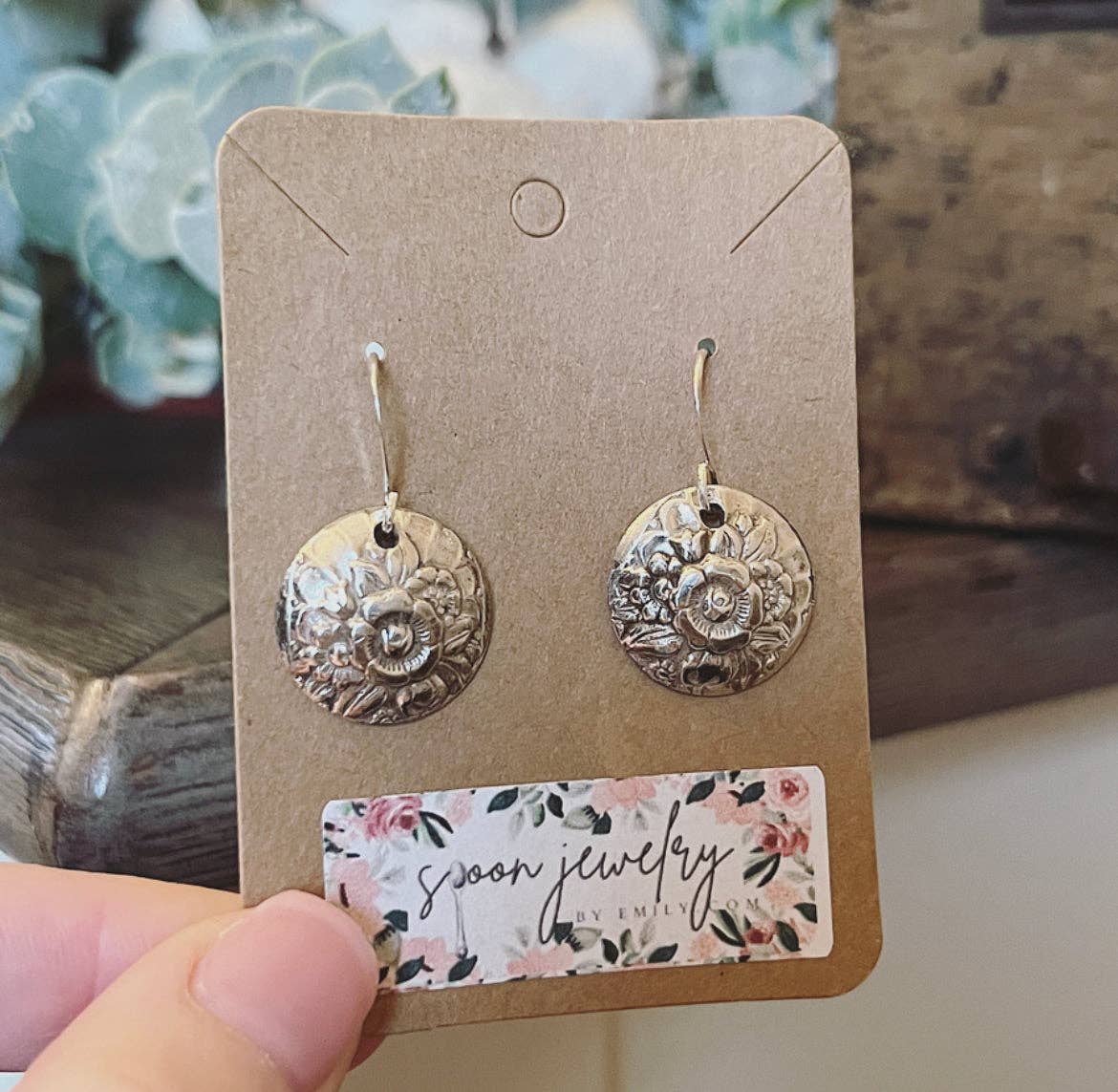 Jubilee Knife Handle Domed Earrings- Large
