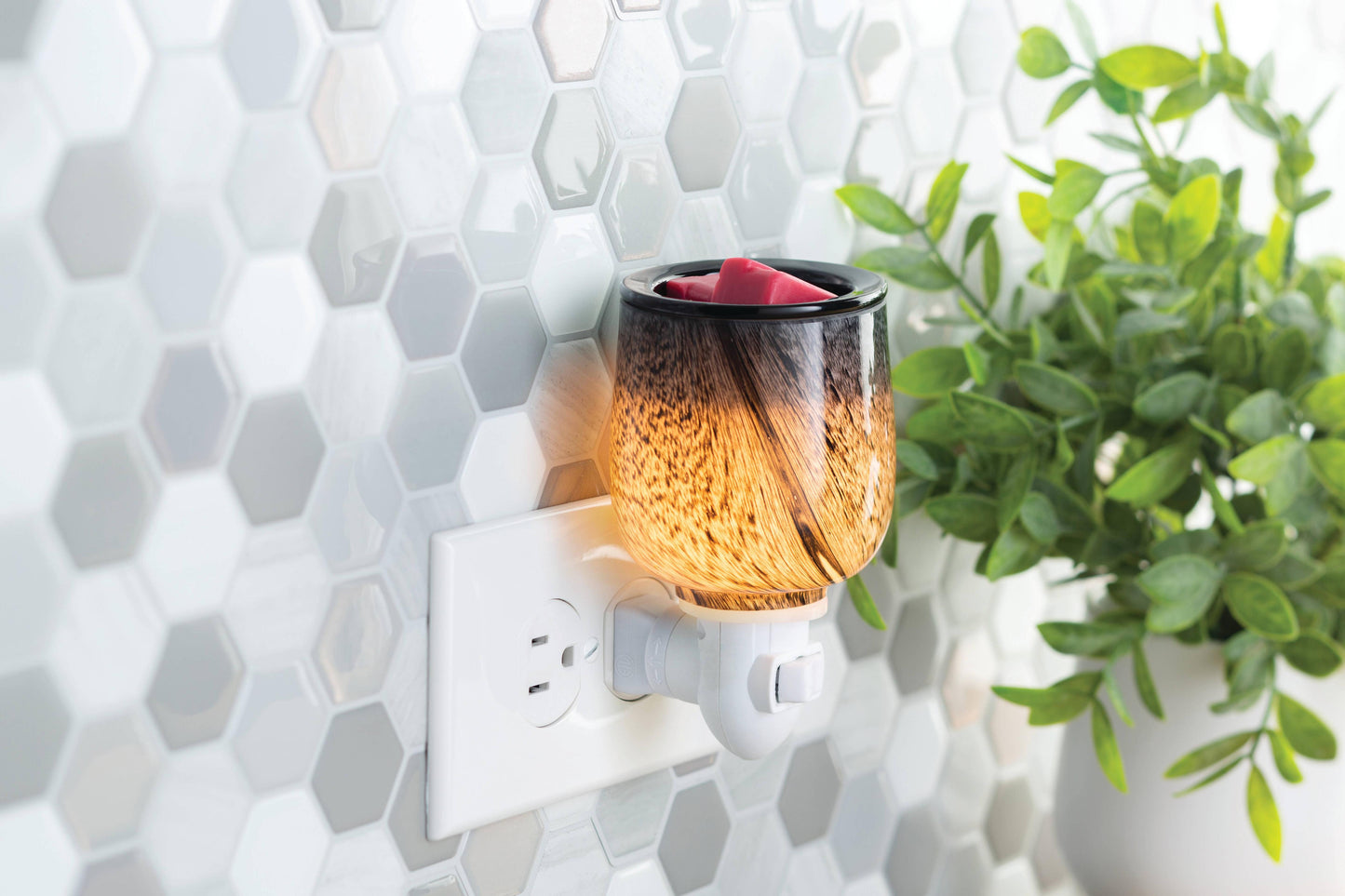 Pluggable Fragrance Warmer- Premium Obsidian