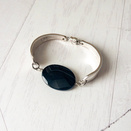 Faceted Agate Stone Center Bracelet