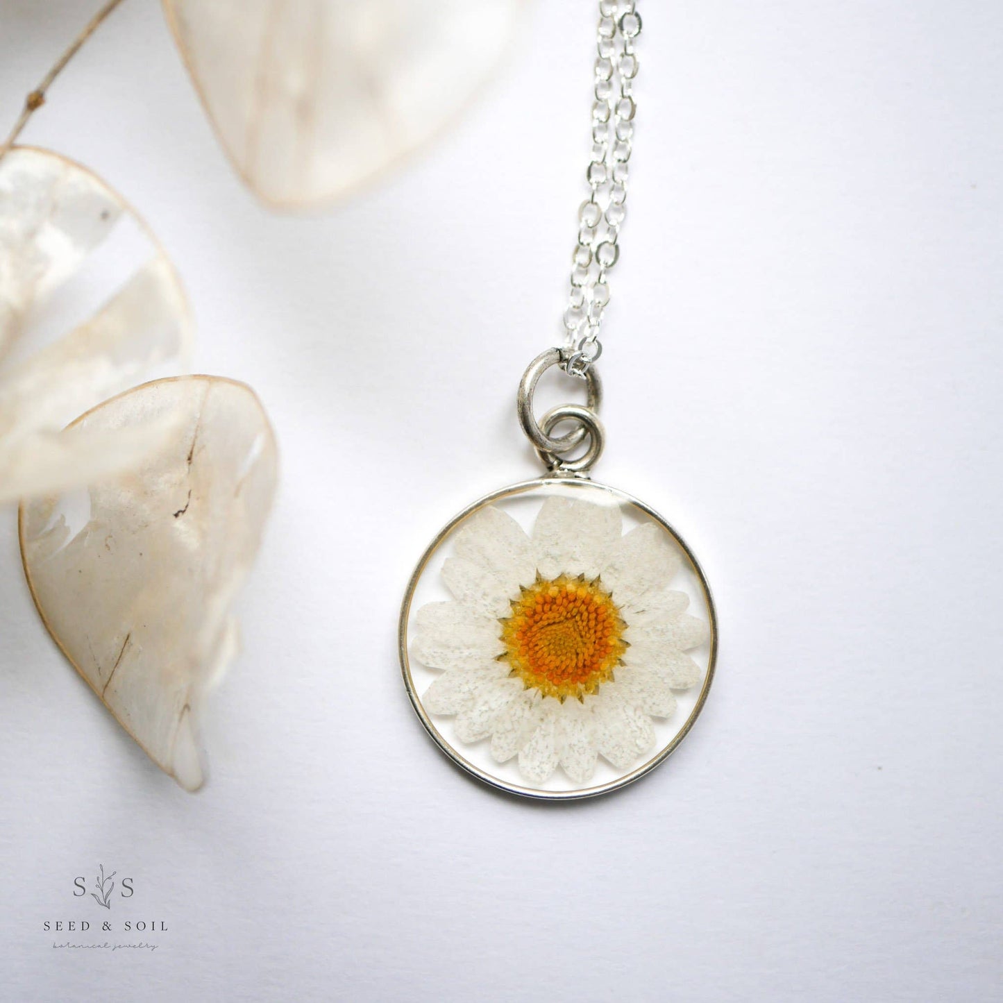 Botanical Large Round Pendant