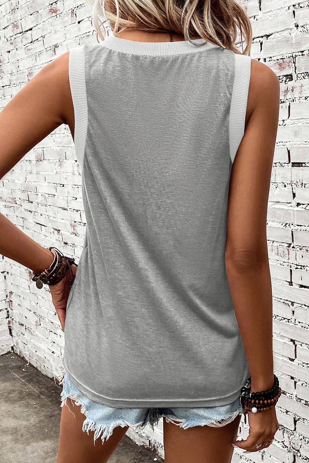 Ribbed Trim V-Neck Tank