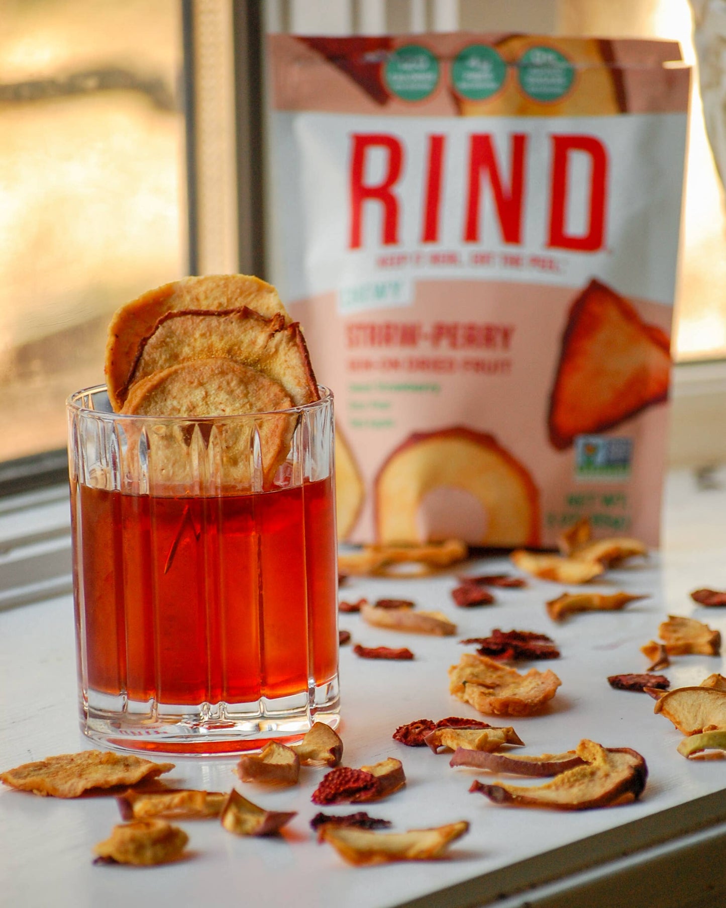 Straw-Peary Blend, Skin-on Dried Fruit - 3oz