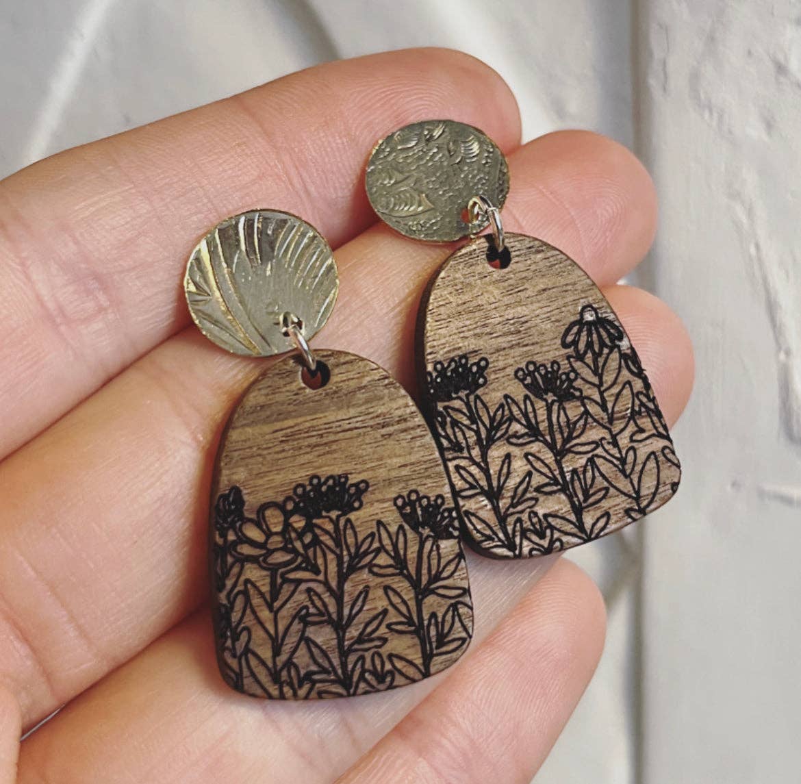 Floral Fusion: Vintage Tray and Wood Engraved Earrings
