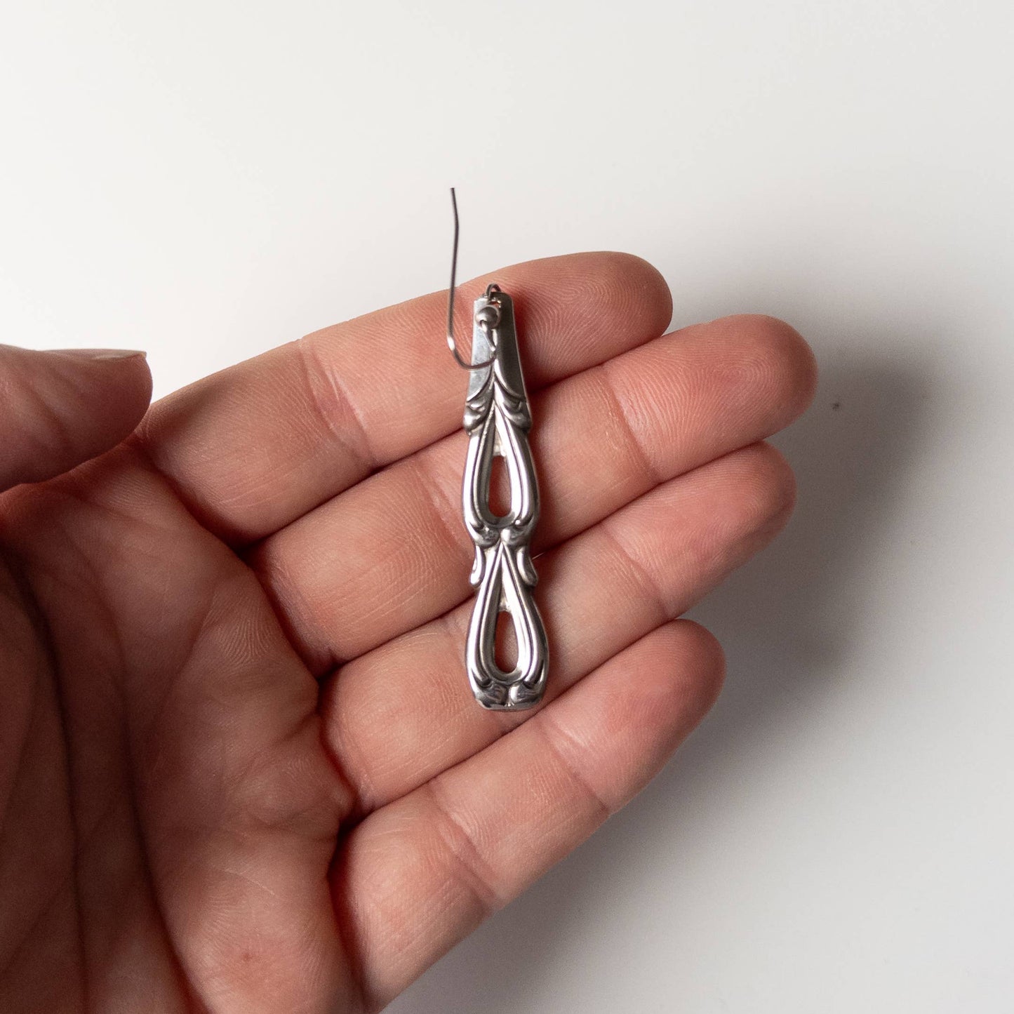 Mid-Length Chandelier Handle Earrings