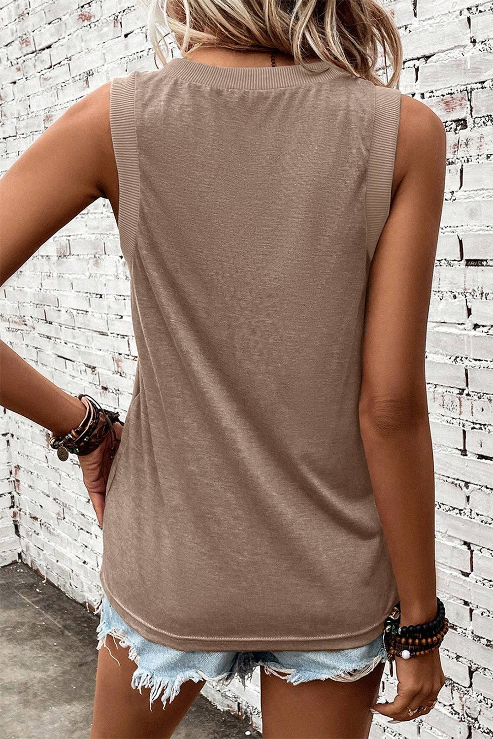Ribbed Trim V-Neck Tank
