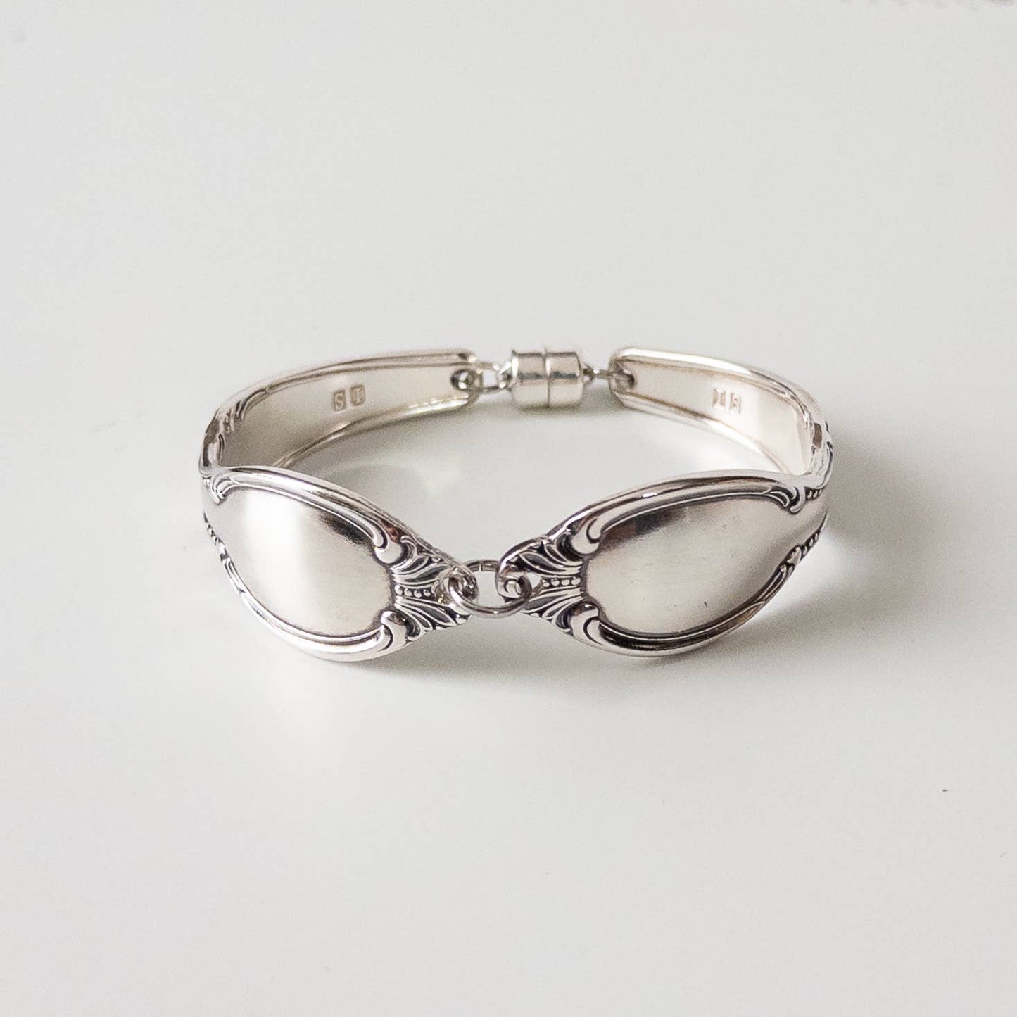 Precious Mirror Silverware Handle Bracelet