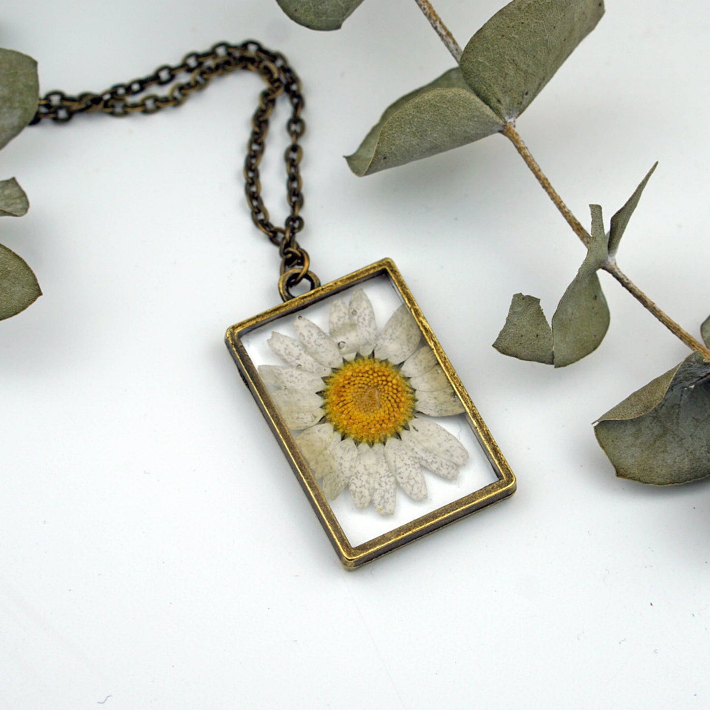 April Birth Flower Necklace