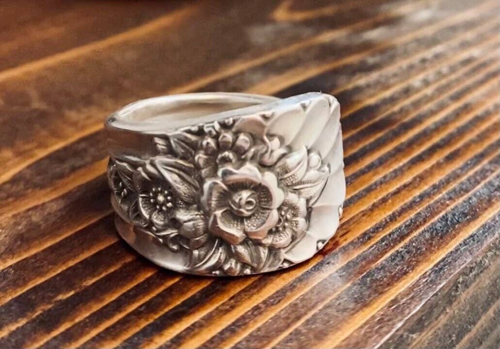Jubilee Spoon Ring | Vintage Silver-Plated Floral Band