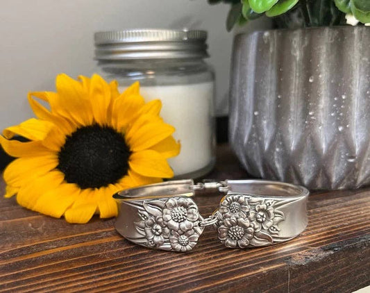 April Vintage Bracelet