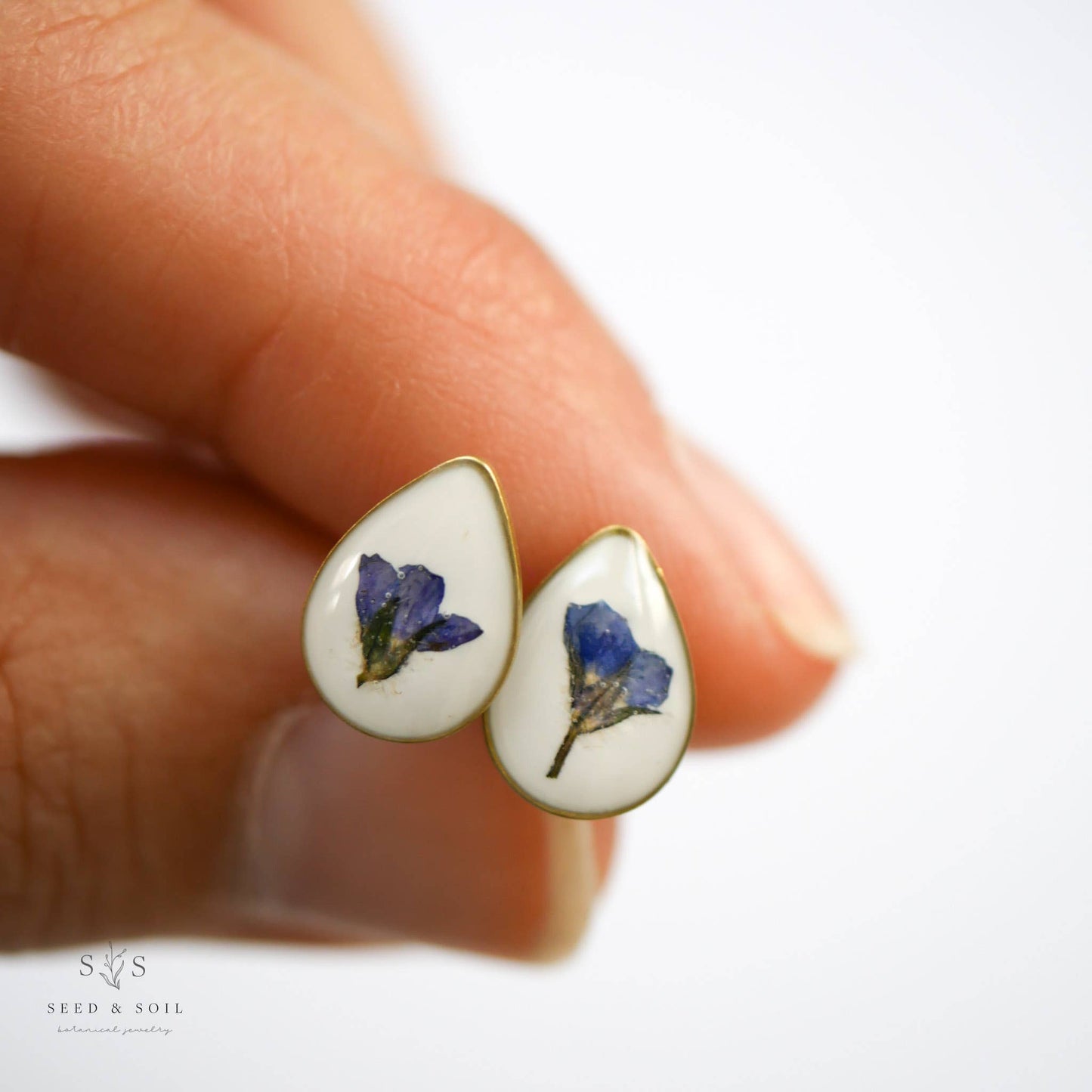 Tiny Forgetmenot Teardrop Studs