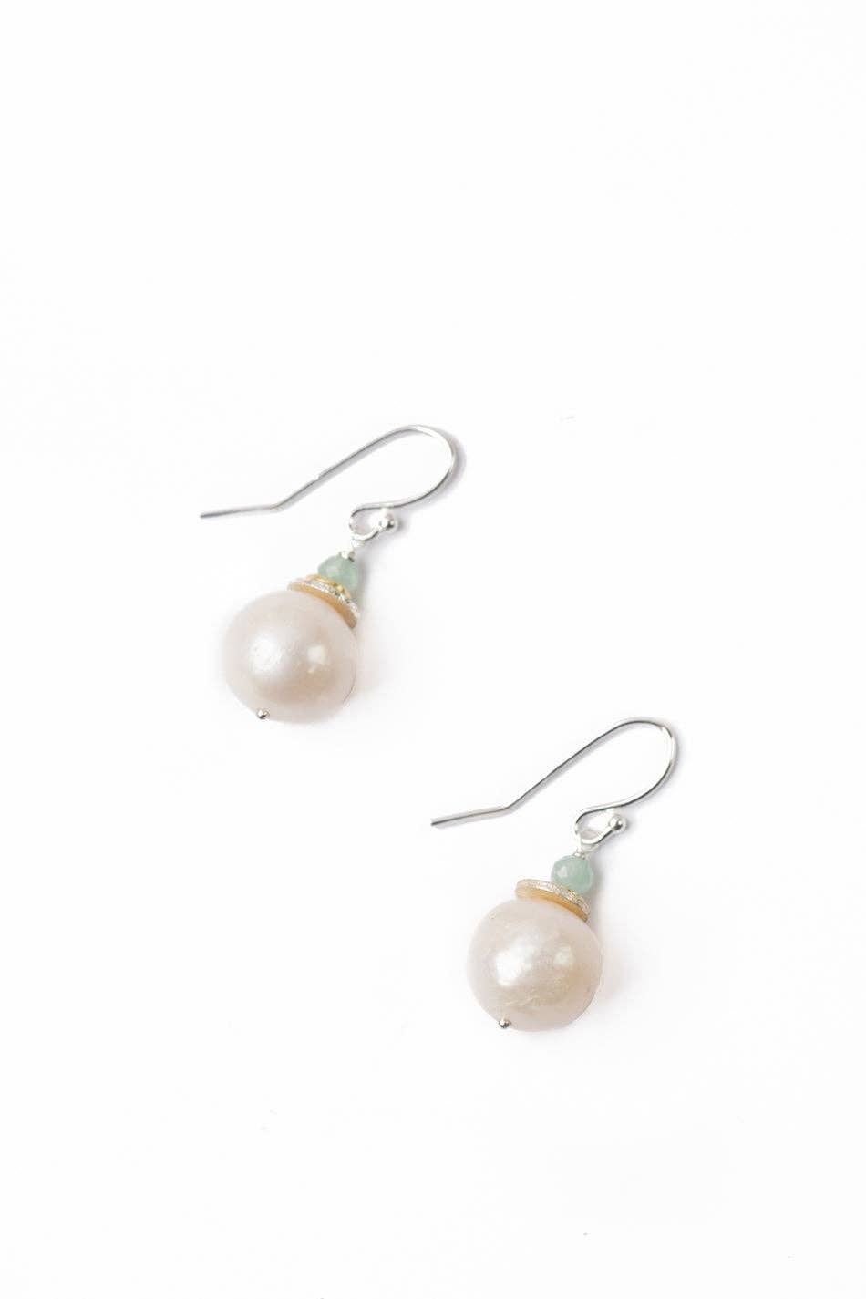 Serenity- Chalcedony with Freshwater Pearl Simple Earrings