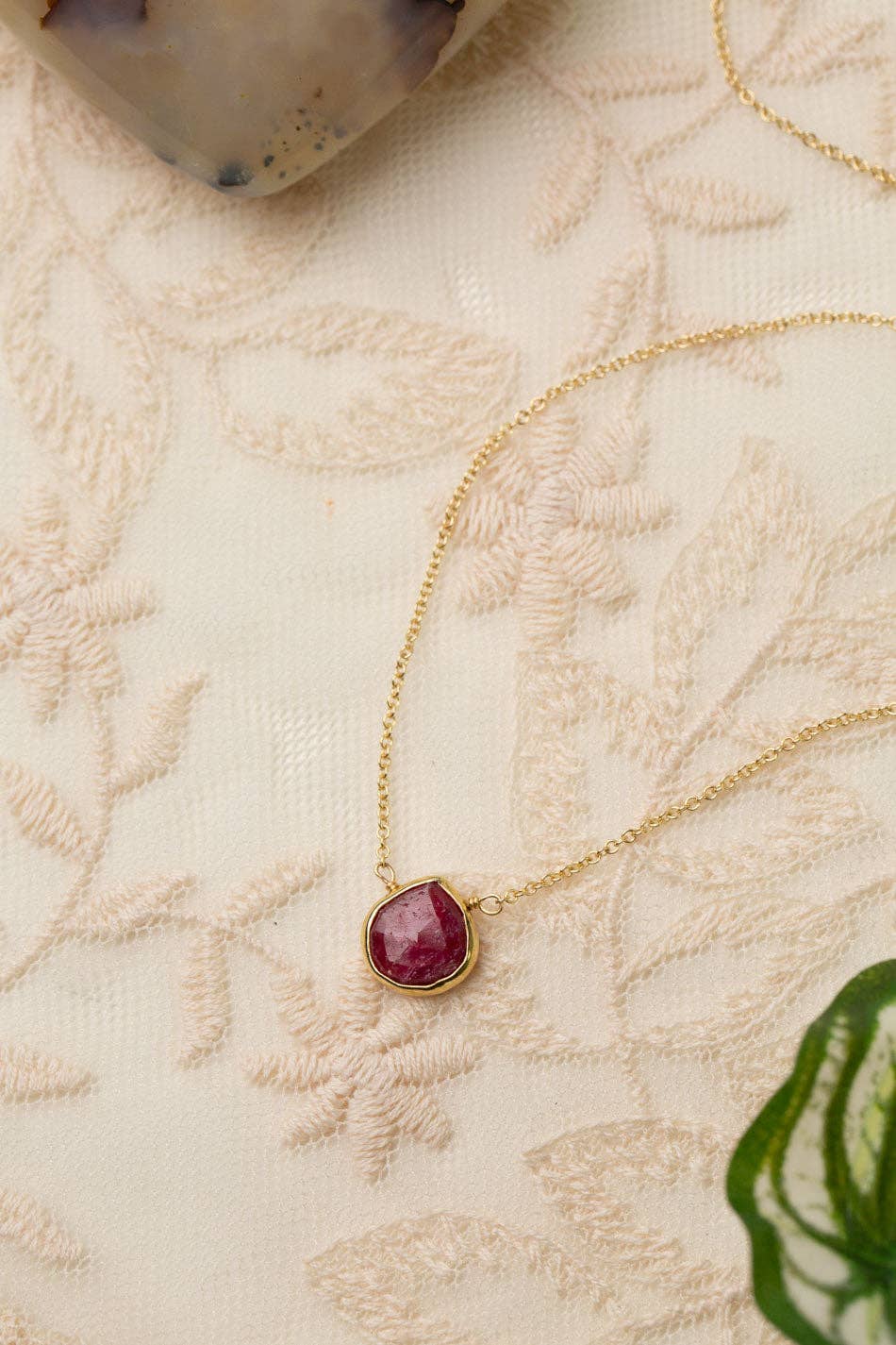 Gumdrop 16-18" Ruby Simple Necklace