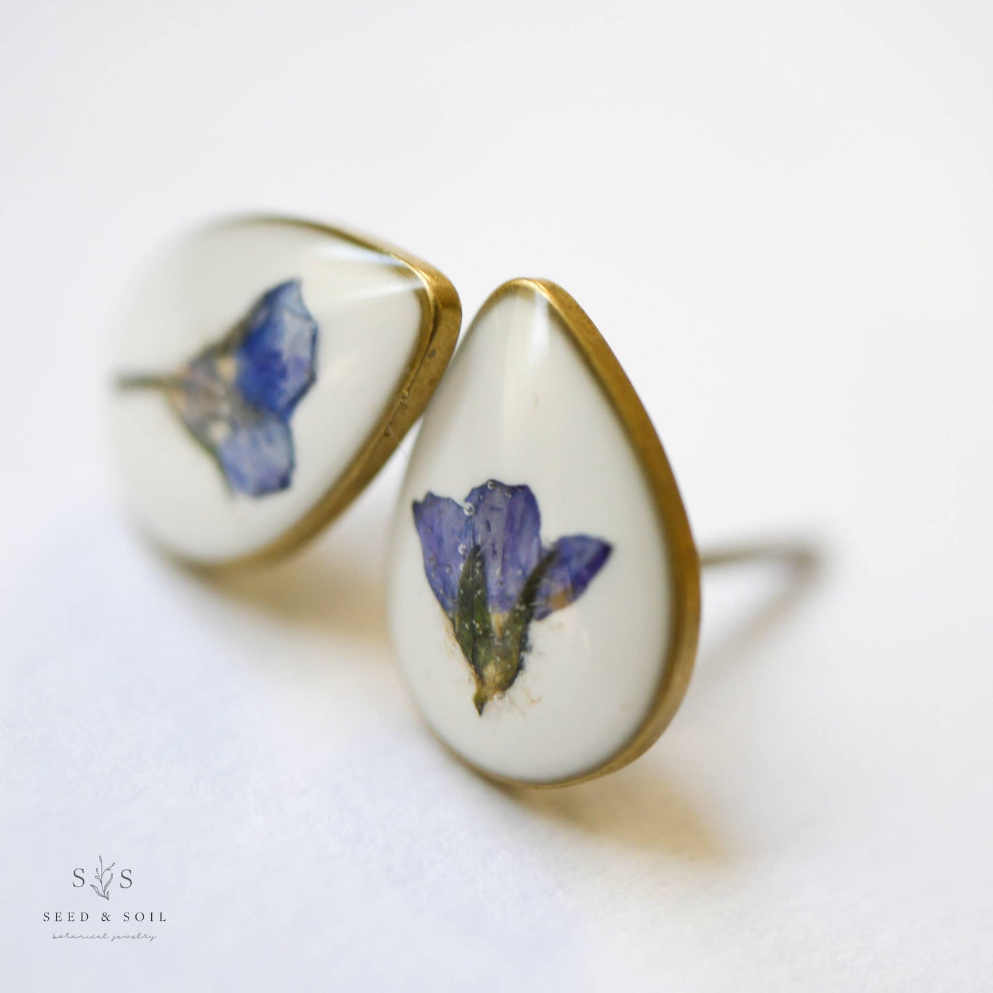 Tiny Forgetmenot Teardrop Studs