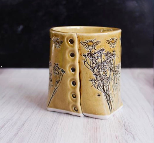 Tan Bee Mug