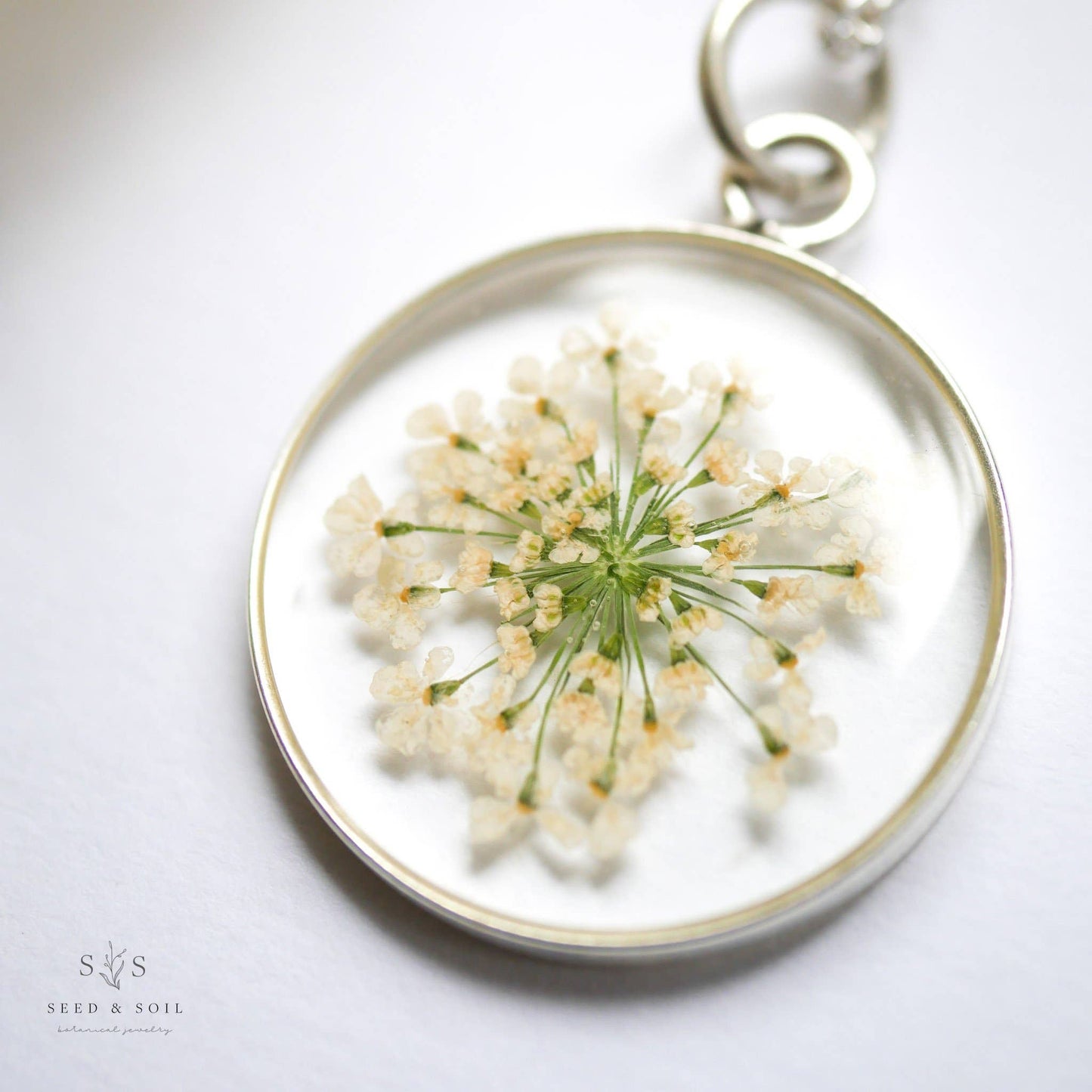 Botanical Large Round Pendant