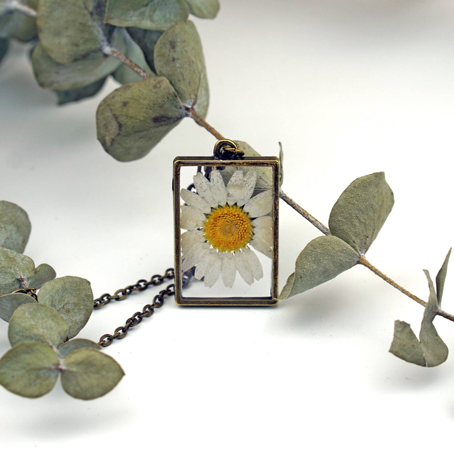April Birth Flower Necklace